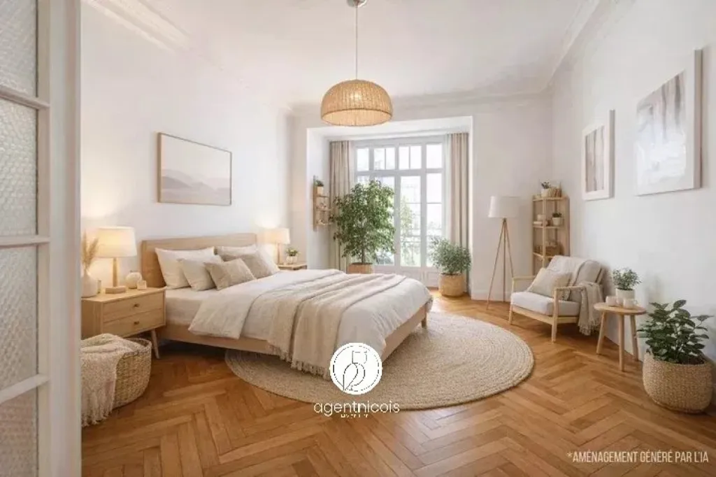 Chambres - Appartement 6 Pièces avec Balcons à Nice