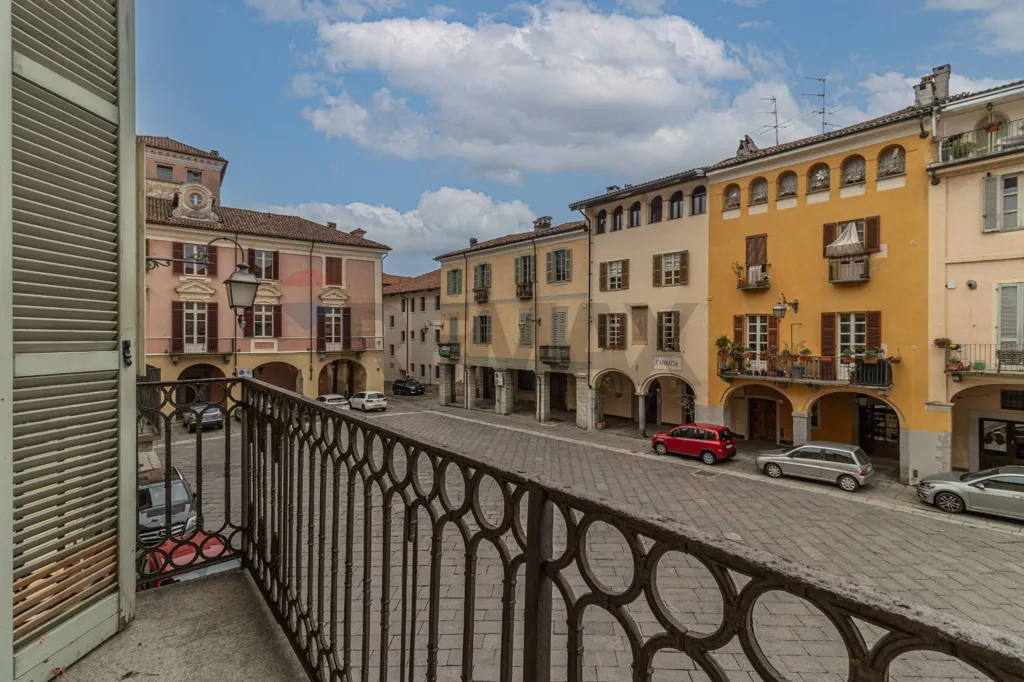 Balcon - Historic House with Panoramic View in Biella