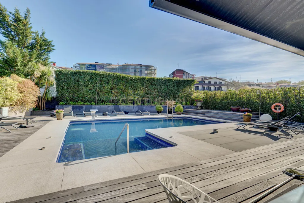 pool_area
