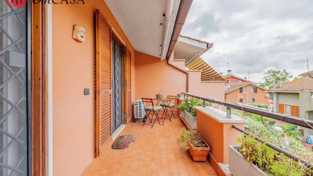 Rõdu - Rear-Accessioned Villa with Pool in Cerveteri