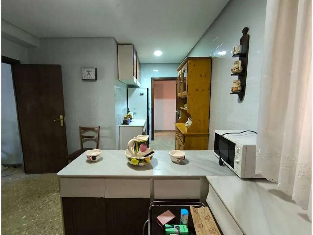 Köök - Spacious Apartment with Balcony in Albacete