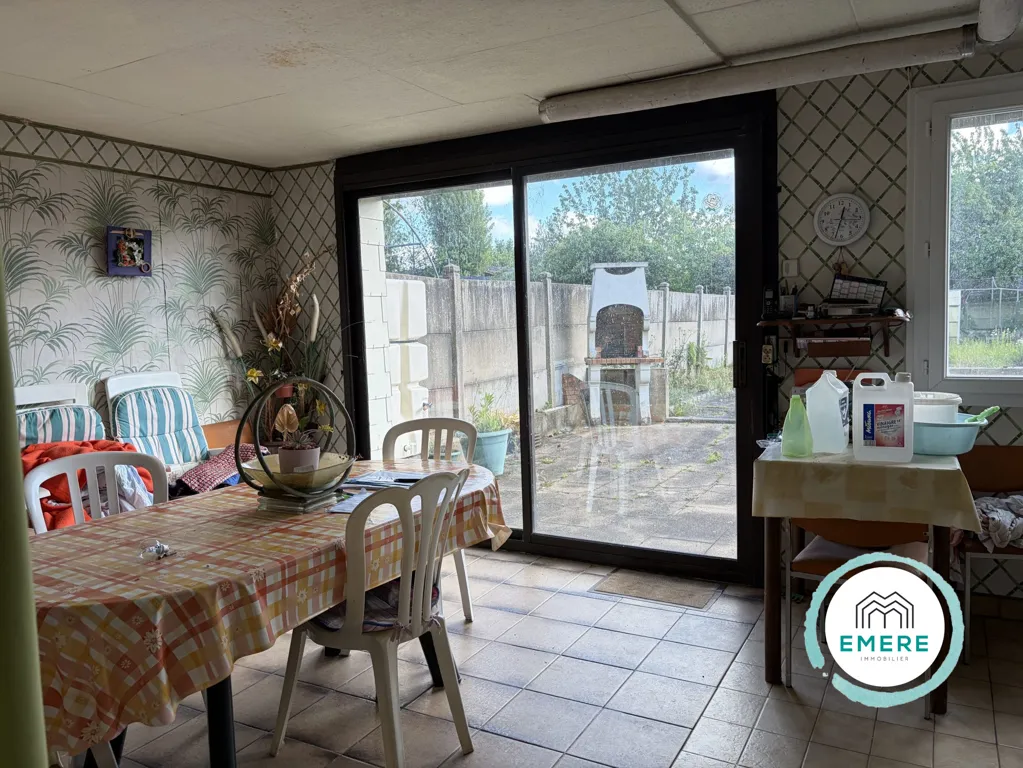 Terrass - Renovatable House with Garden in Maen-Roch