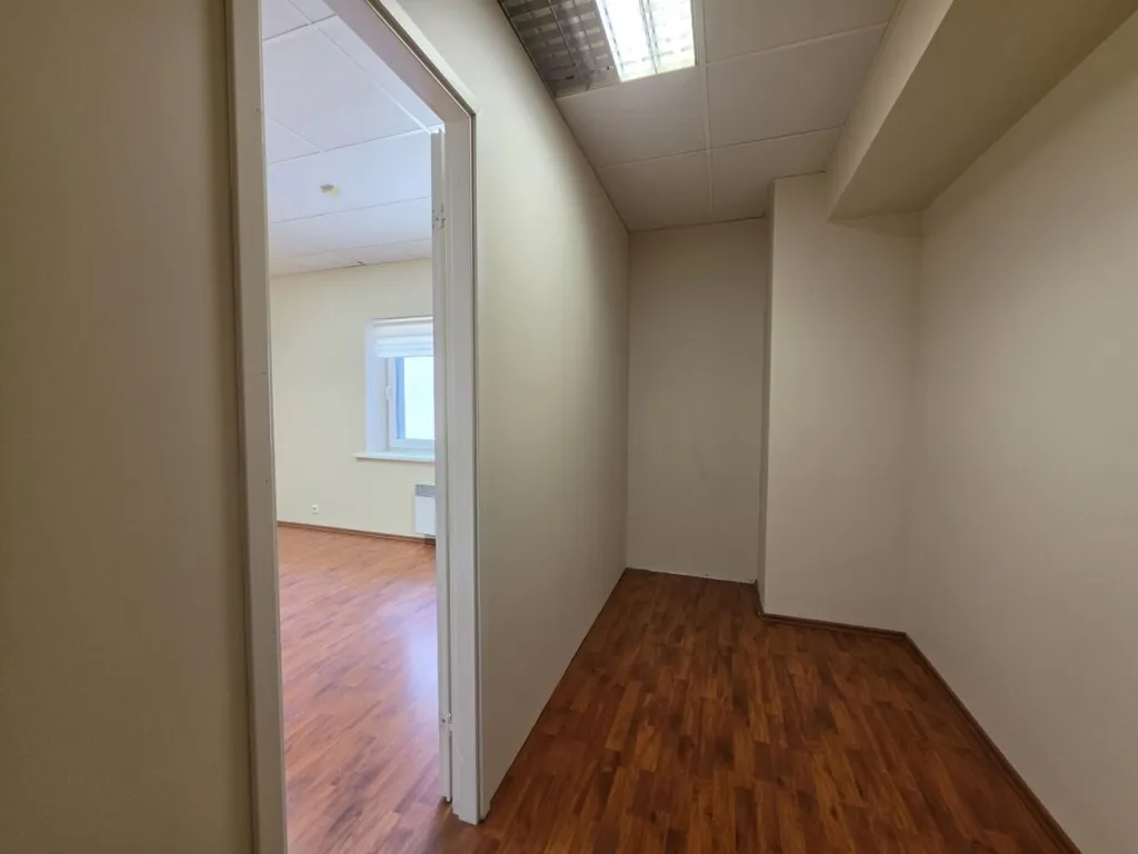 Rooms - Office Space with Good Visibility in Kristiine