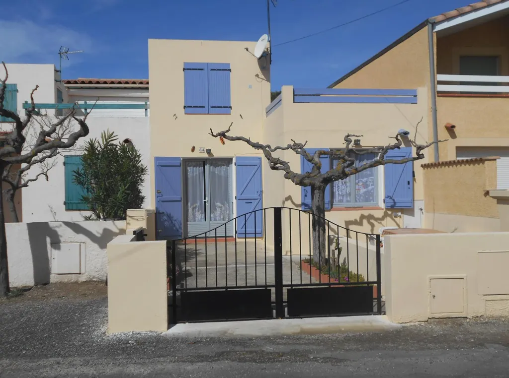 Extérieur - Villa T3 avec Terrasse et Solarium à 50m de la Plage