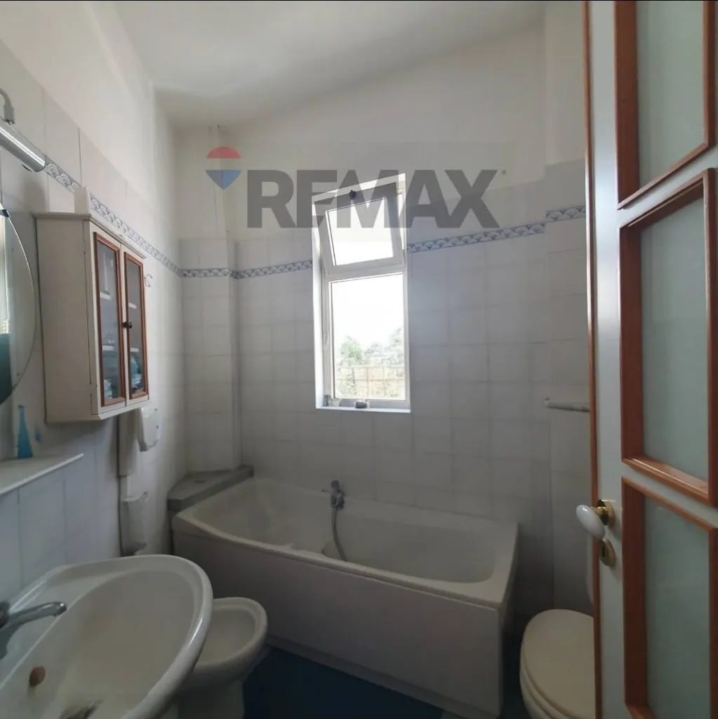 Salles de bain - Spacious Apartment with Balcony in Catania