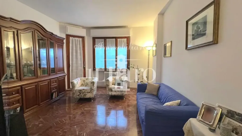 Elutuba - Rustic-Style Apartment with Terrace in Campi Bisenzio