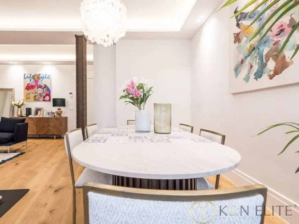 Salle à manger - Luxury Flat with High-End Amenities in Recoletos, Madrid