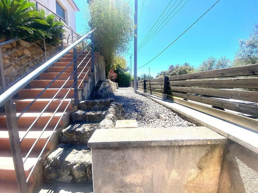 Pièces - Independent House with Pool in Valldemar