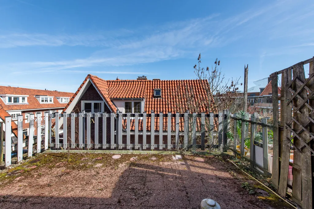 Terrazza - Spacious Apartment with Balcony in Haarlem