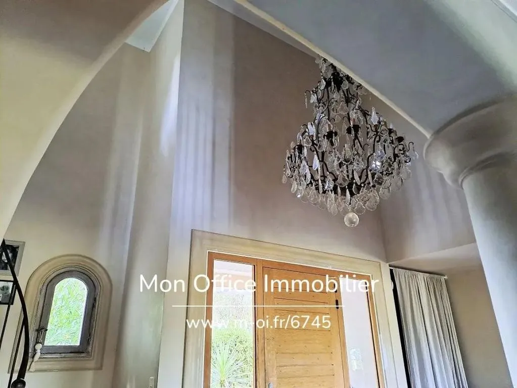 Esik - Country House with 360° Views near Manosque