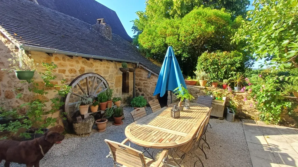Terrasse - Demeure du 18ème avec Piscine près de Thenon