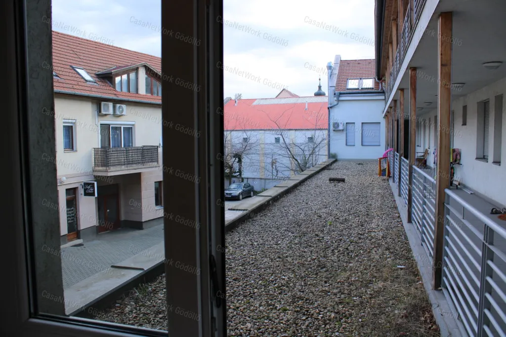 Rõdu - Modern Flat with Lift in Gödöllő