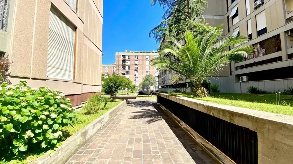 Giardino - Bright Triplex with Balcony in Rome