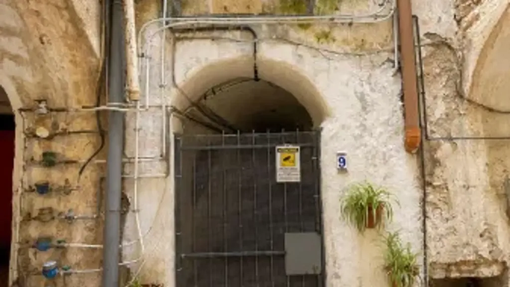 2-Bedroom Apartment in Bordighera