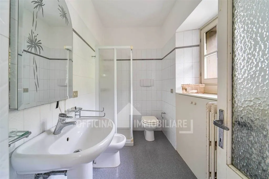 Salles de bain - Luxury Villa with Garden in Sondrio