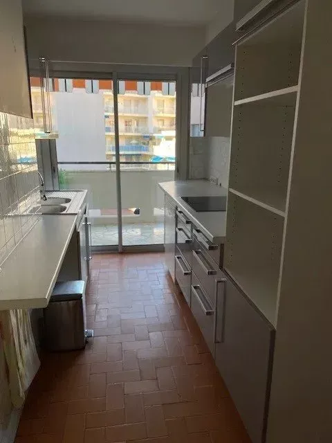 Köök - 2-Bedroom Apartment with Terrace in Le Cannet