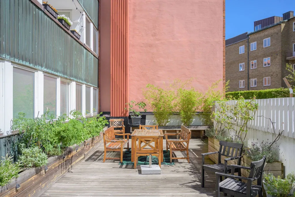 Terrass - Efficient Studio in Central Location