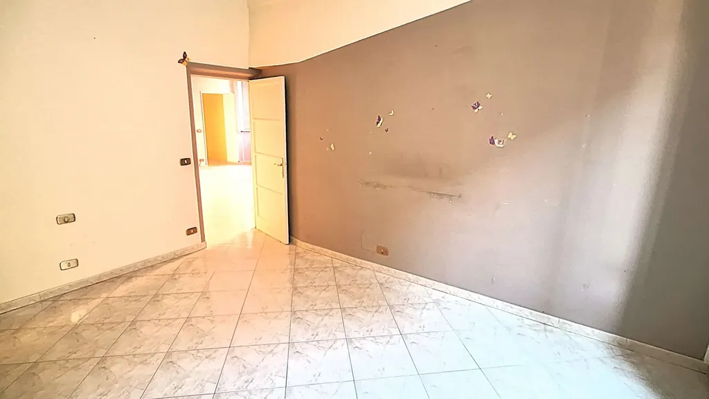 Toad - Spacious Apartment with Central Location in Campomorone