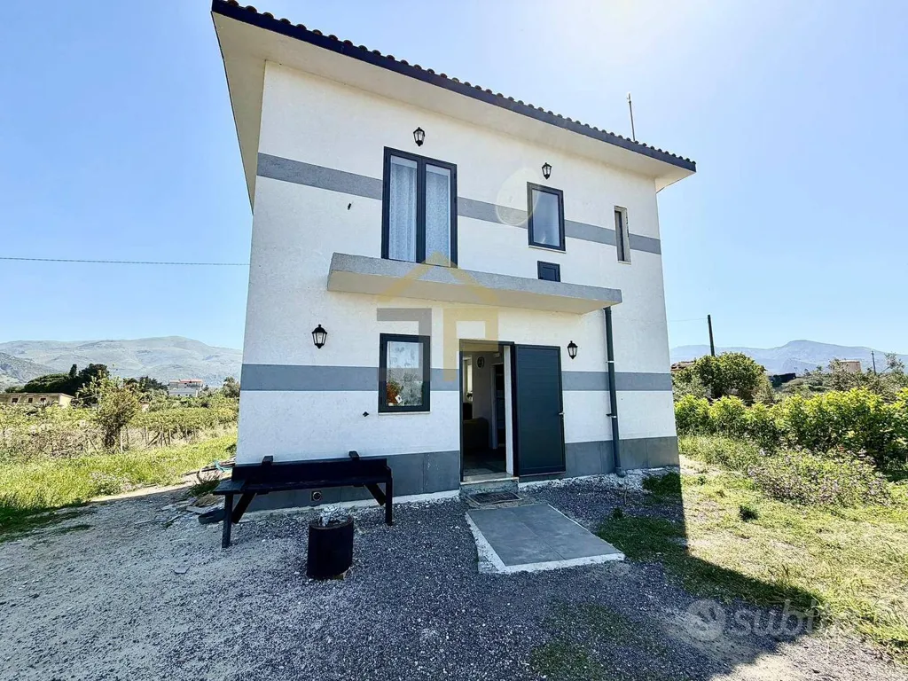 Extérieur - New Villa with Private Garden in Partinico