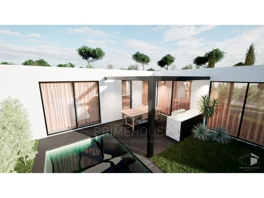 Modern Villa with Heated Pool in Azeitao
