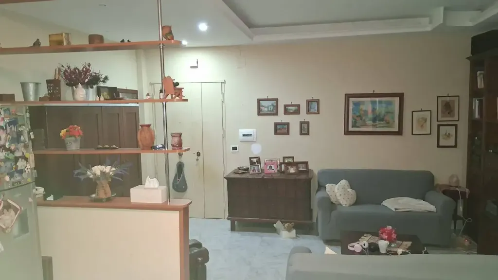 Living Room - Bright 2-Bedroom Apartment with Balcony in Quarto