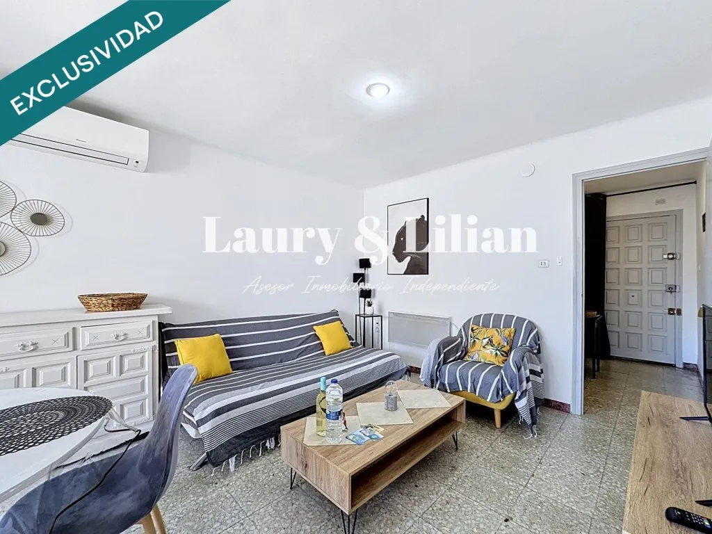 Séjour - Apartment with Sea View in Santa Margarida
