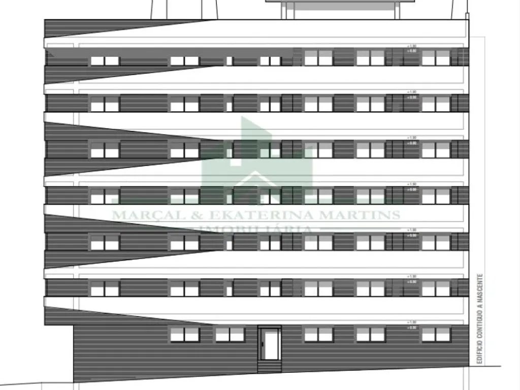 2-Bedroom Apartment with Pool & Sea View in Monte Gordo