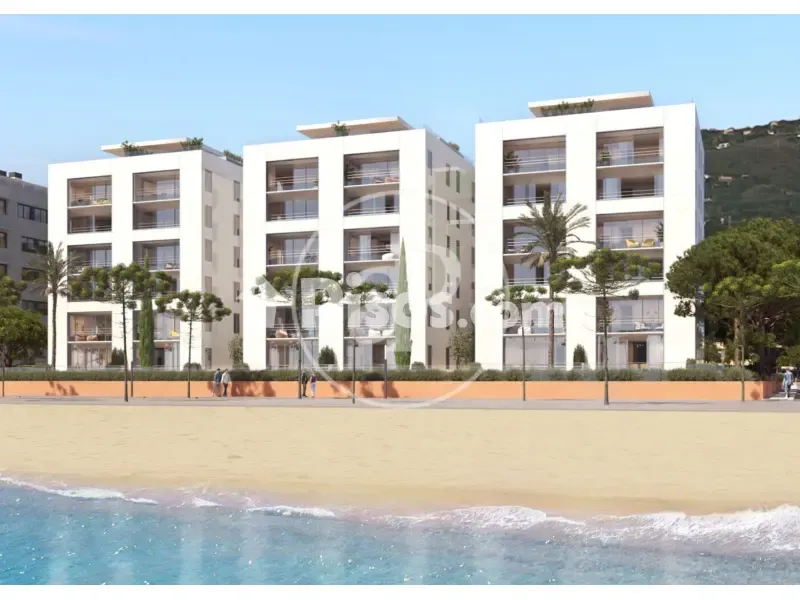 New Flat with Terrace in Castell d'Aro