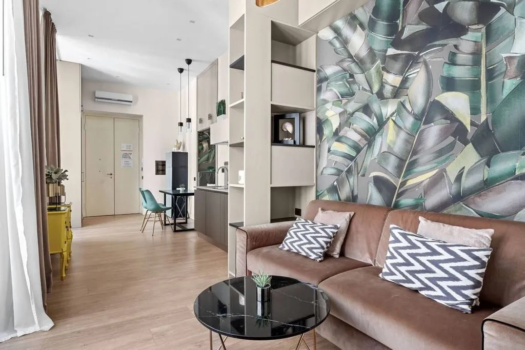 Living Room - Fully Furnished Flat in Historic Centre, Naples