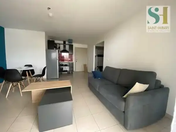 Living Room - 2-Bedroom Apartment with City View in Sainte-Clotilde