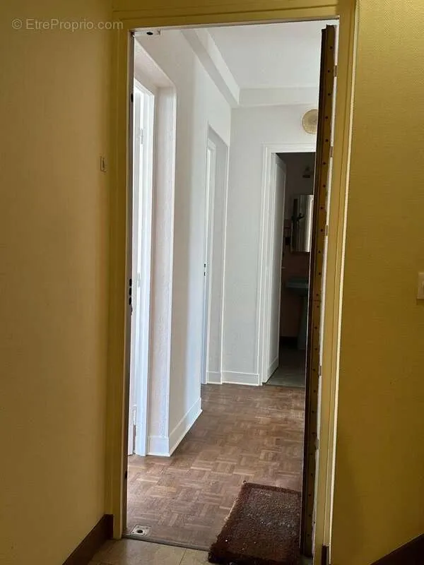 Appartement 2 pièces à Le Blanc-Mesnil