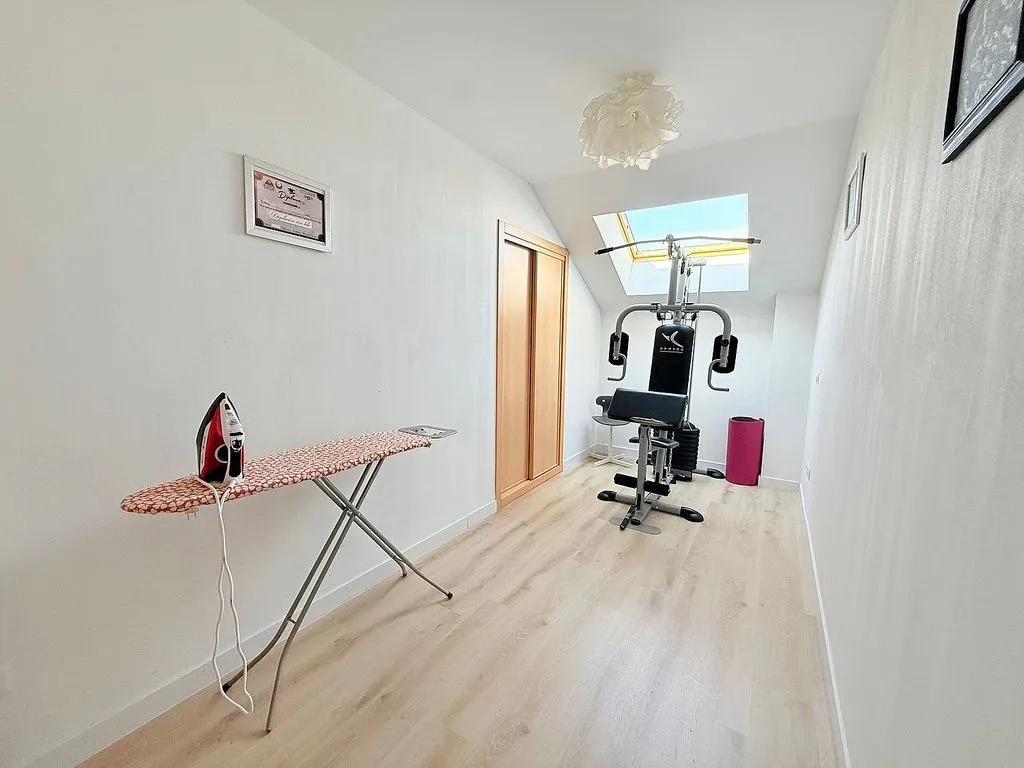 Pièces - Duplex with Garage in Esquivias