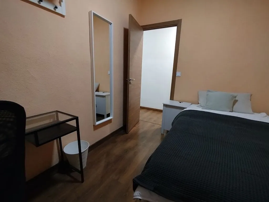 Magamistoad - 7-Bedroom Flat with Terrace in Madrid Centre