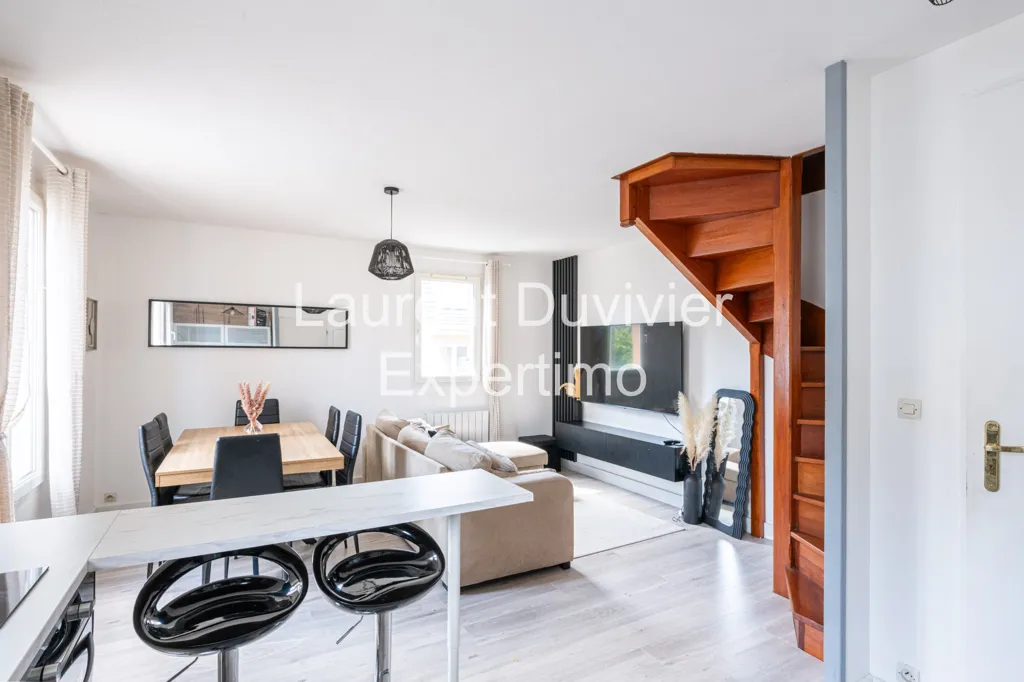 Söögituba - Duplex Apartment in Centre Saint-Rémy-l'Honoré