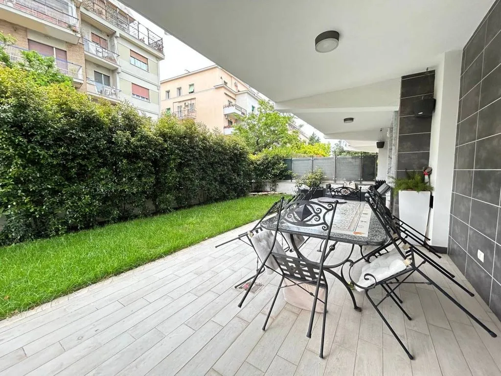 Terrasse - Luxury Flat with Private Garden in Monteverde, Rome
