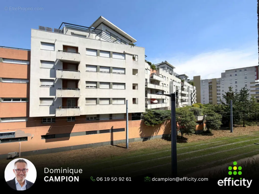 Välivaade - Student Residence Studio with Parking in Grenoble