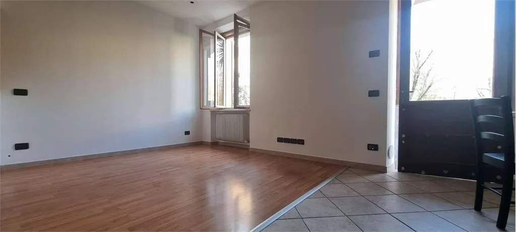 Pièces - Luxury Apartment with Private Garden in Rovereto