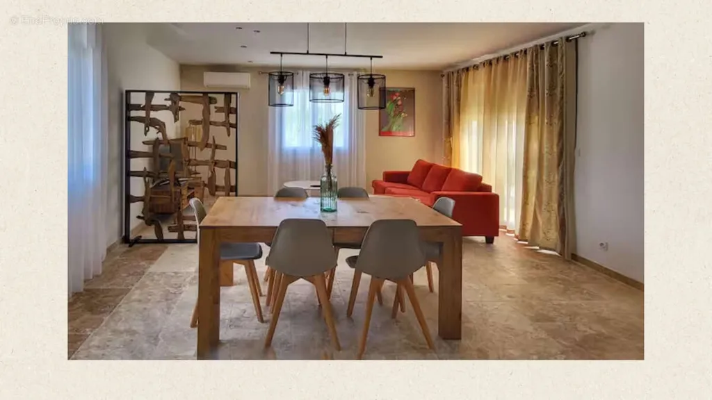 Dining Room - Recent Villa with Garden in Saint-Michel-d'Euzet
