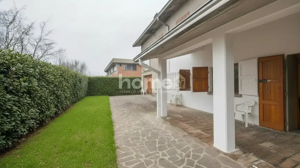 Terrasse - Villa with Solar Panels in Albinea