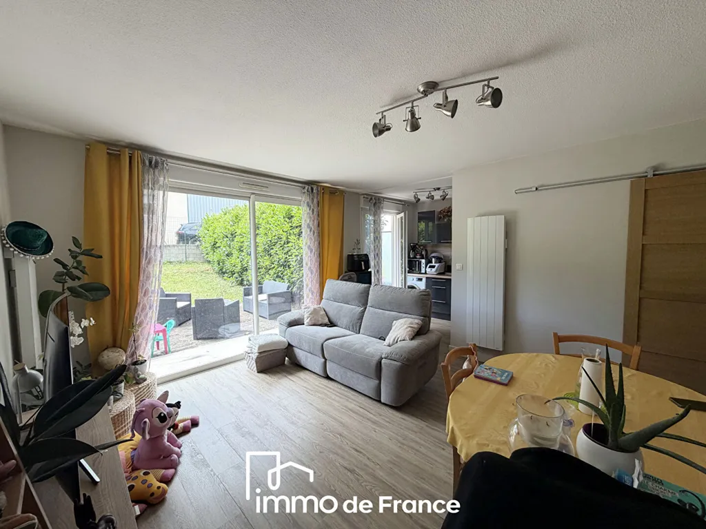 Séjour - Appartement avec Jardin à Luc-La-Primaube