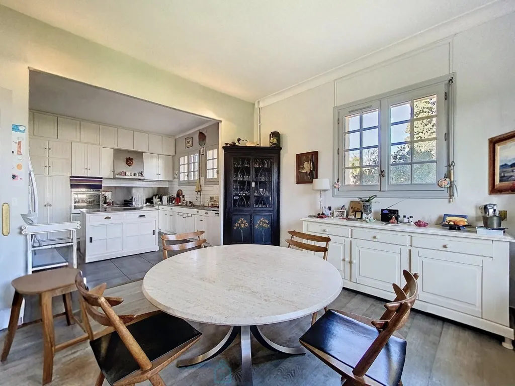 Köök - Renovated Villa with Pool in Toulouges