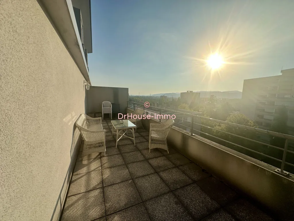Balcony - Modern Duplex Apartment with Terraces in Valence