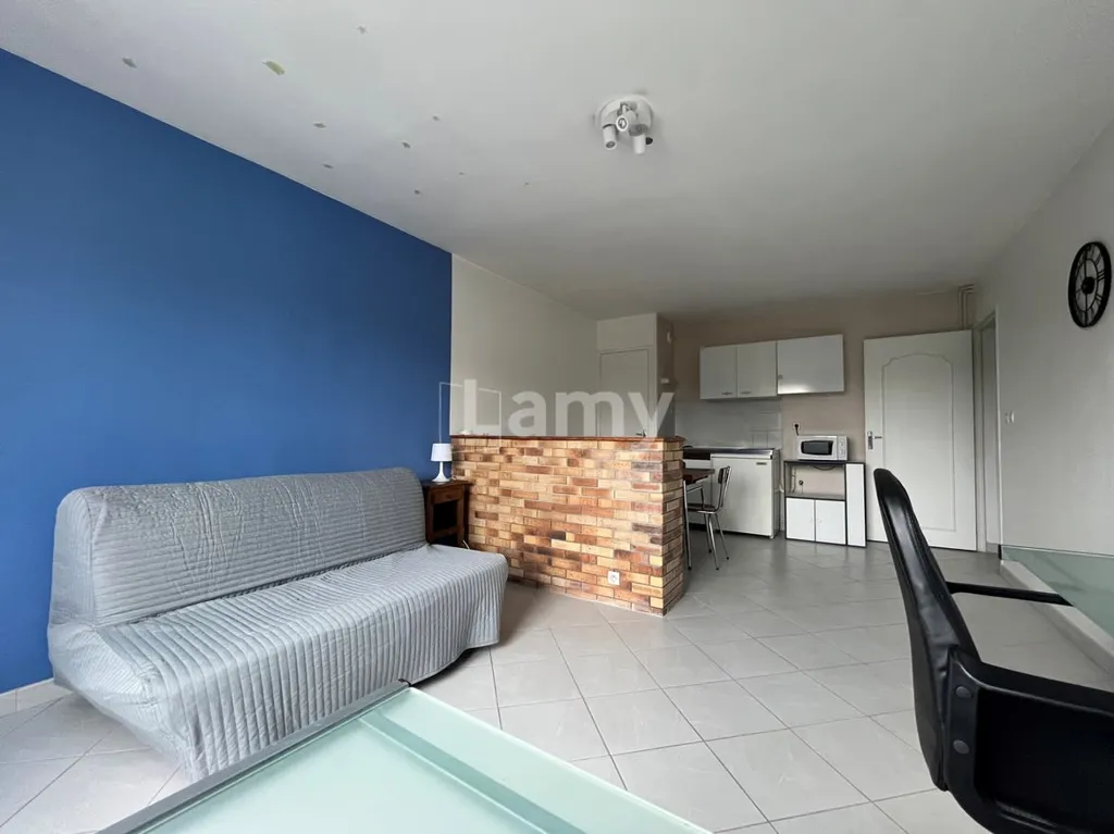 Elutuba - Furnished Flat with Parking in Maison Blanche