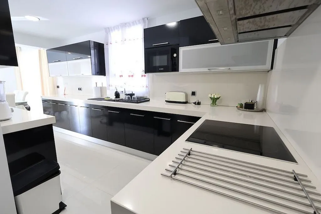 Cuisine - Modern Chalet with Private Pool in Cabo Roig