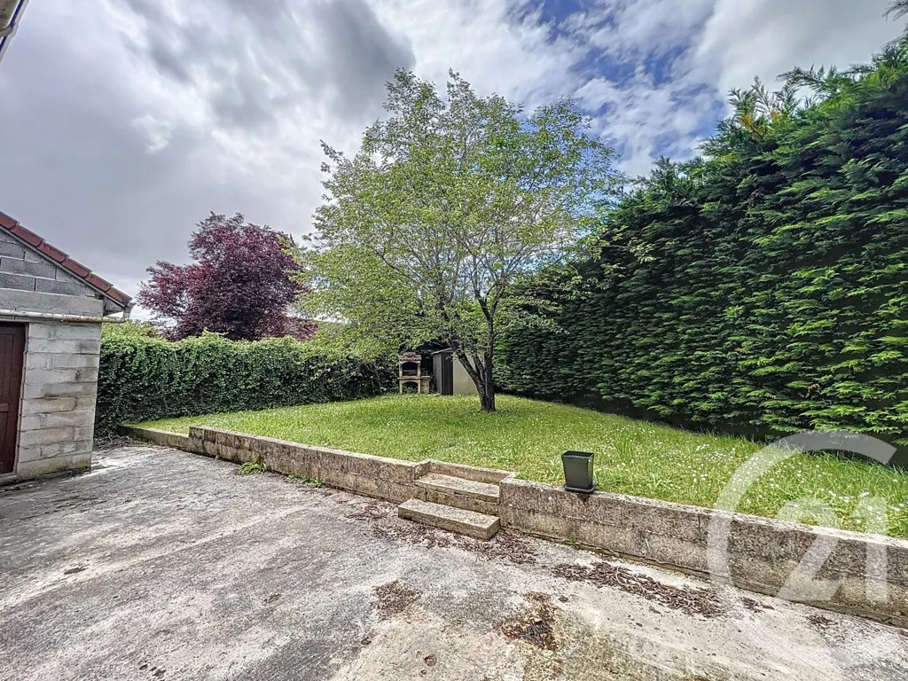 Aed - Duplex House with Garden in Gouaix