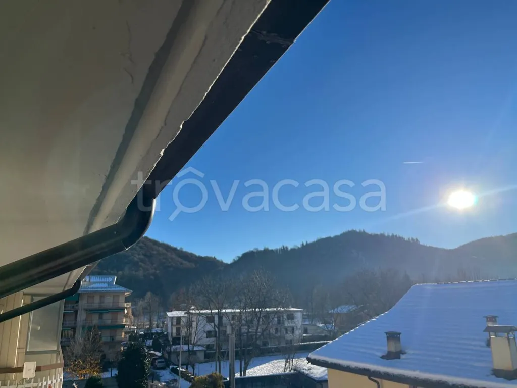 Balcone - Rustic Attico with Balcony in Chiusa di Pesio
