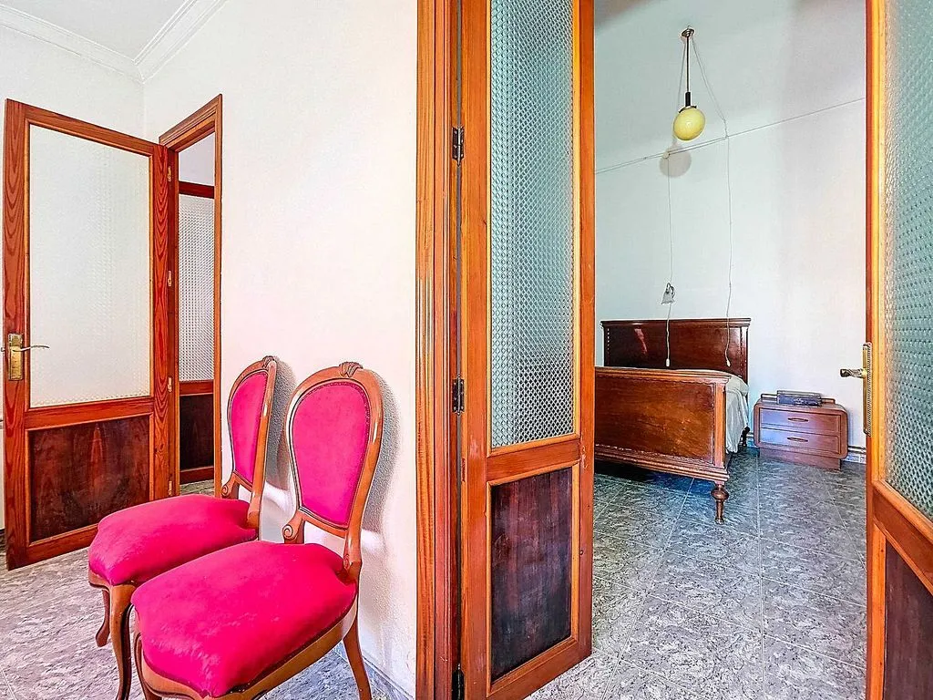 Chambres - Corner House with Balcony in Pinoso