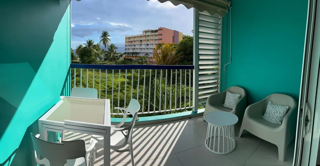Balcon - T2 Duplex Moderne Vue Mer avec Accès Plage