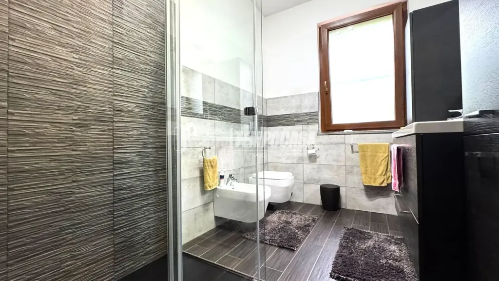 Vannitoad - Modern Villa with Garden in Druento