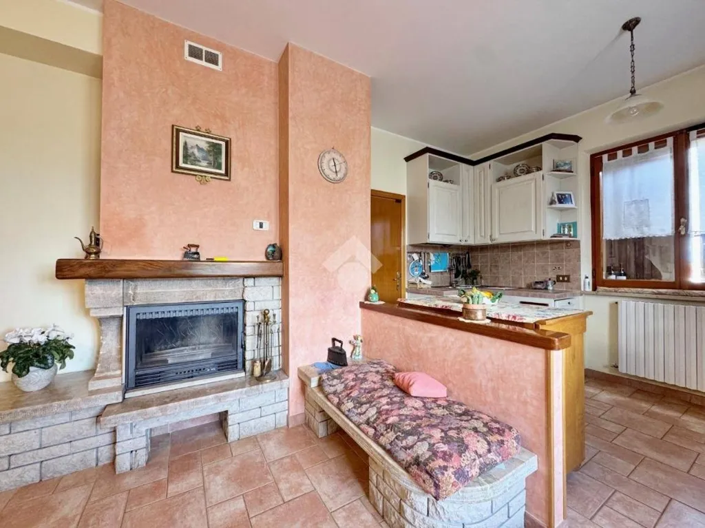 Living Room - Bifamiliare Villa with Garden in Montelabbate